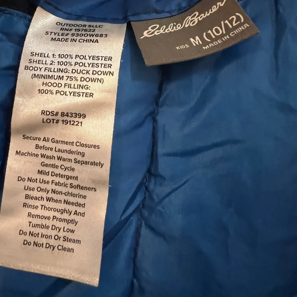 Eddie Bauer Reversible down filled Hooded Jacket - size M​